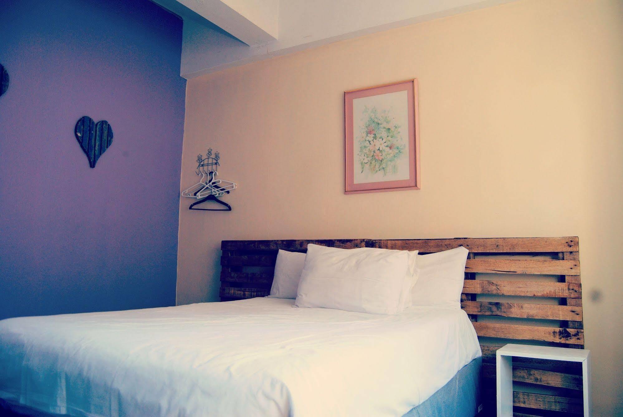Homebase Backpackers * Cape Town