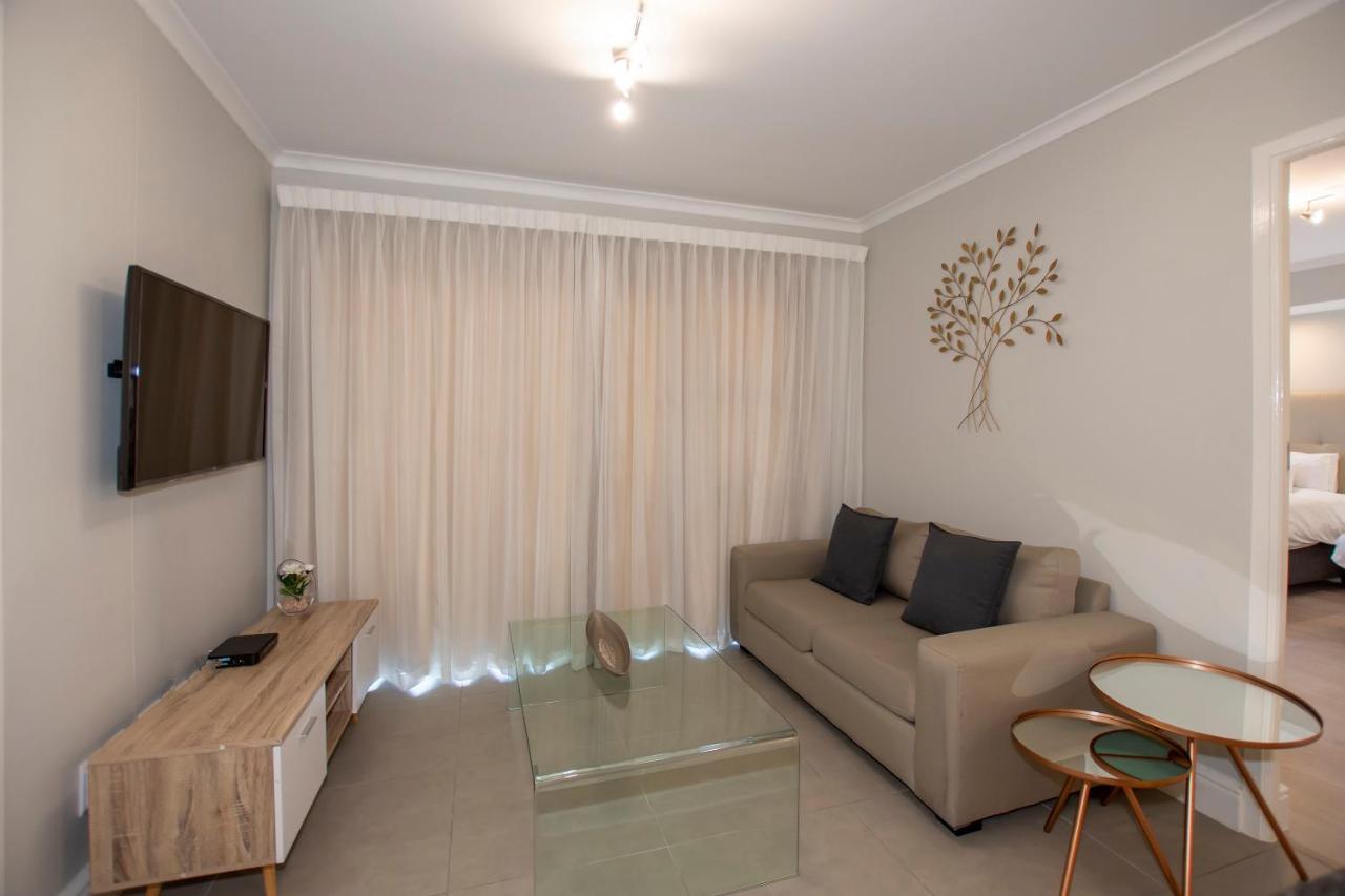 The Paragon Luxury Apartment *