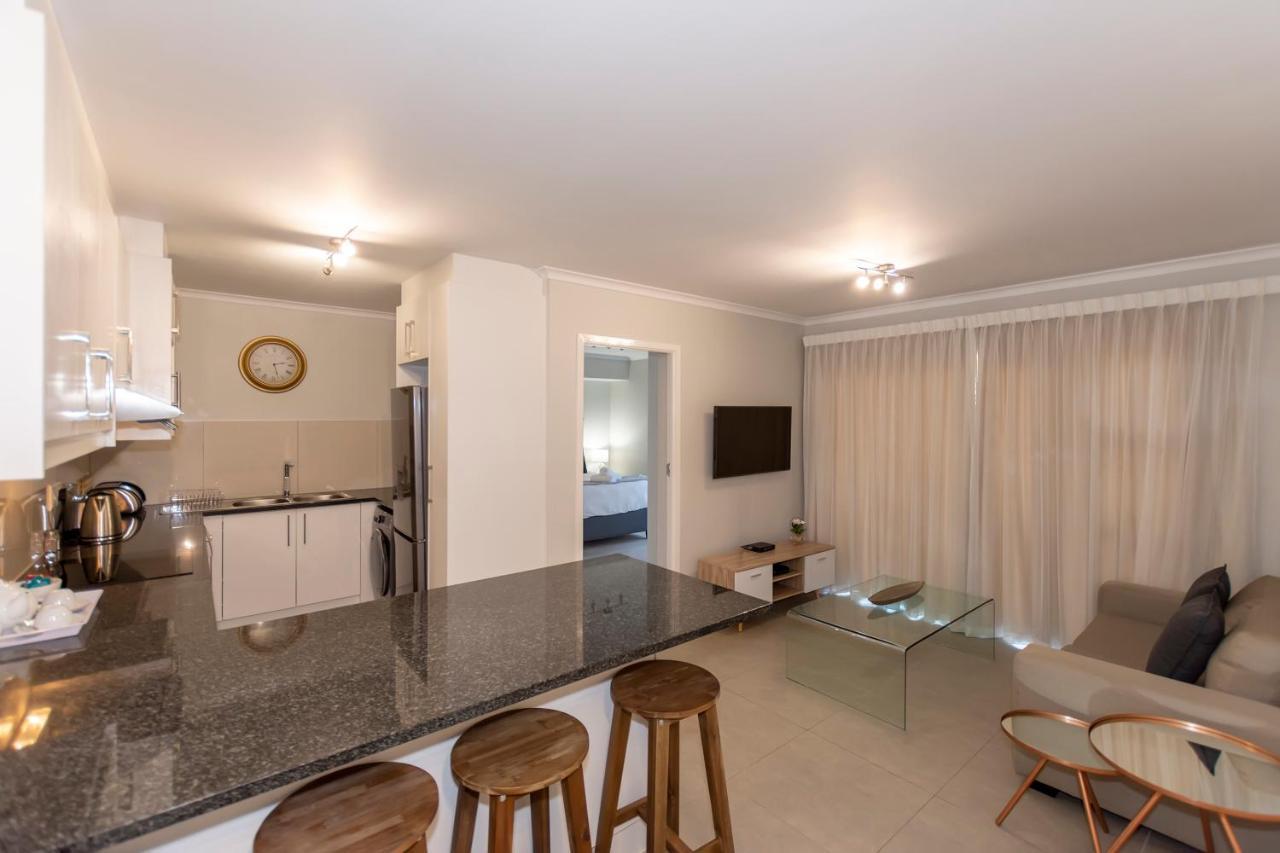 The Paragon Luxury Apartment *