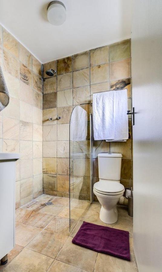 Ten On Joubert Guest house