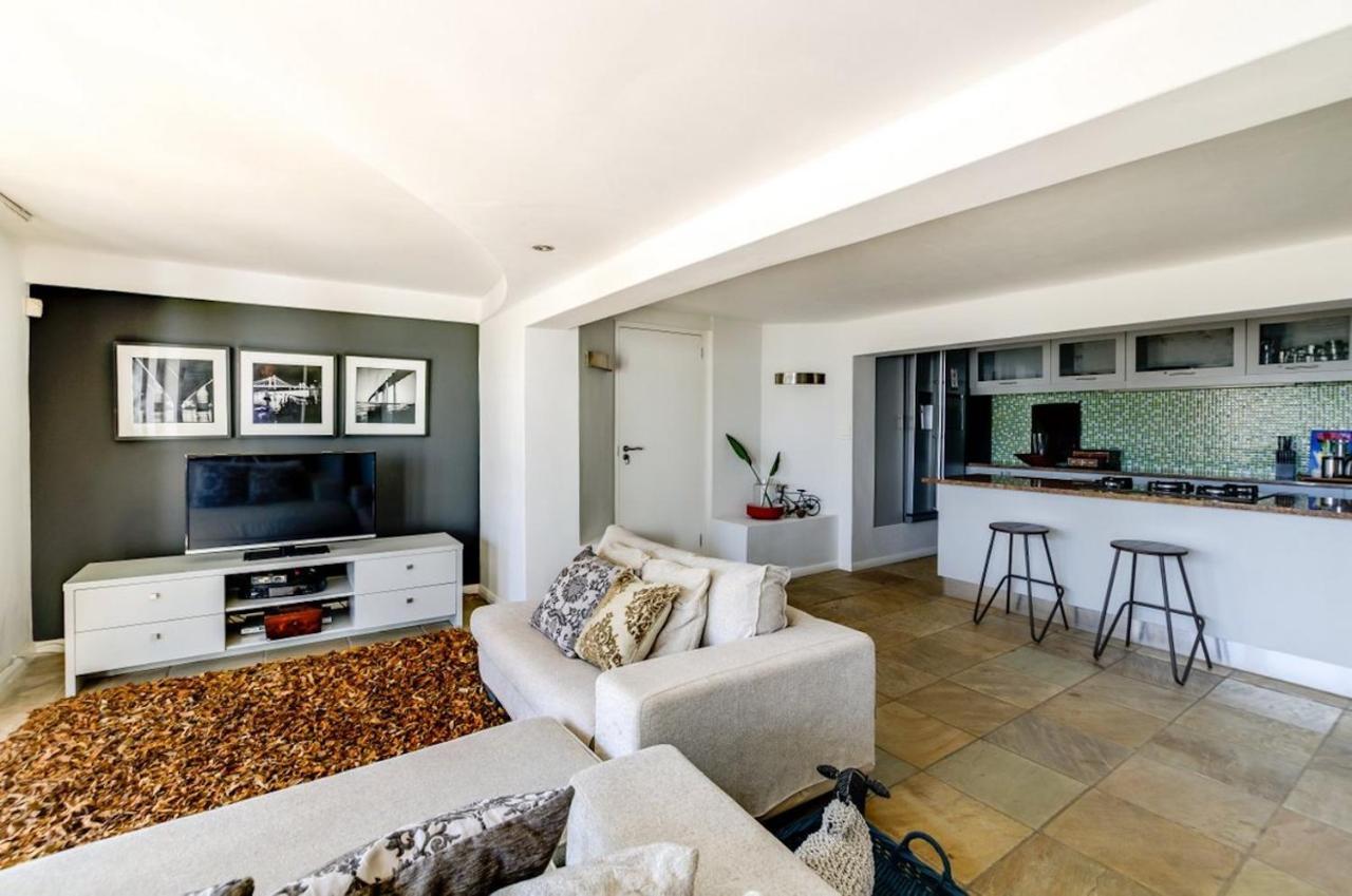 Guest house Ten On Joubert