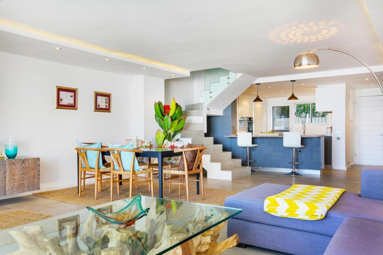 16 On Nautica Apartment Cape Town