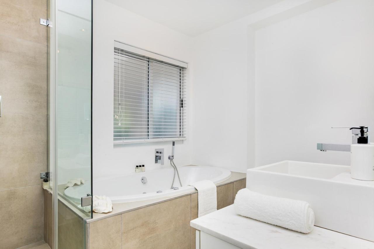 Apartment 16 On Nautica *