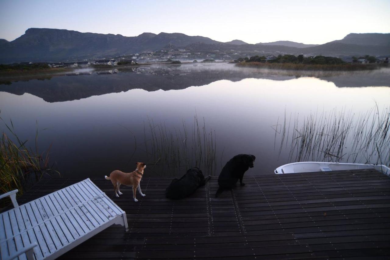 Lake Shack Noordhoek Holiday home Cape Town