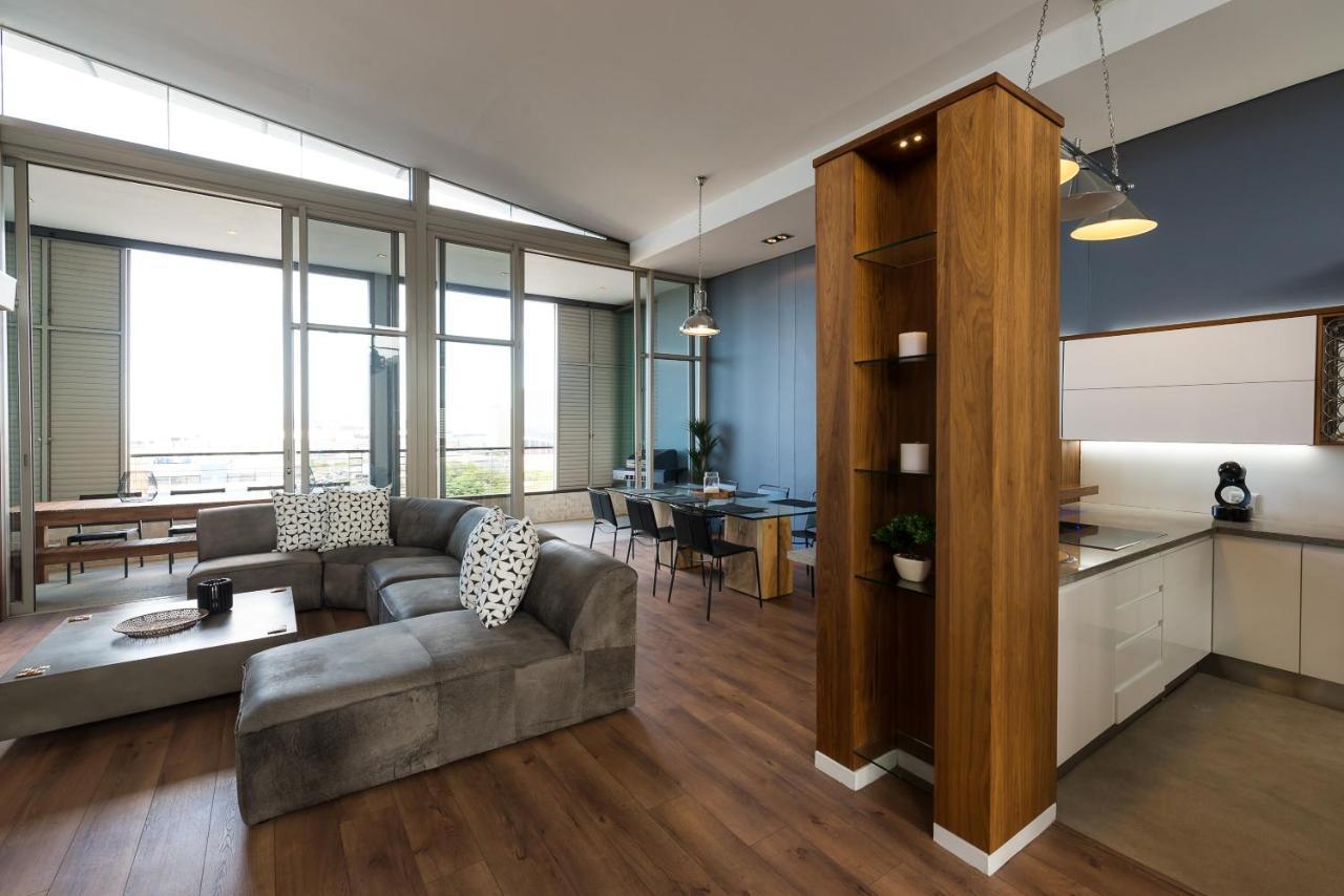 Apartment Harbour Edge Cape Town