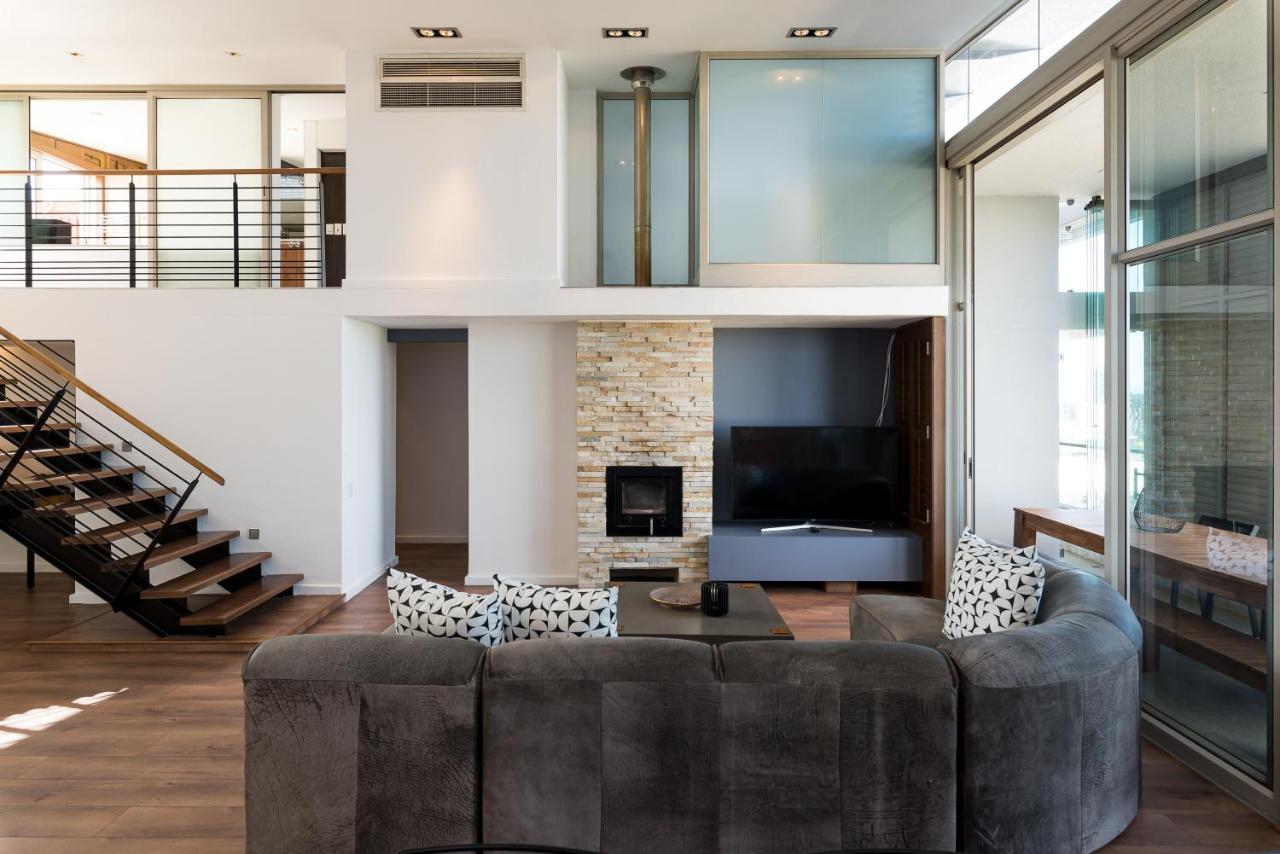 Harbour Edge Apartment *