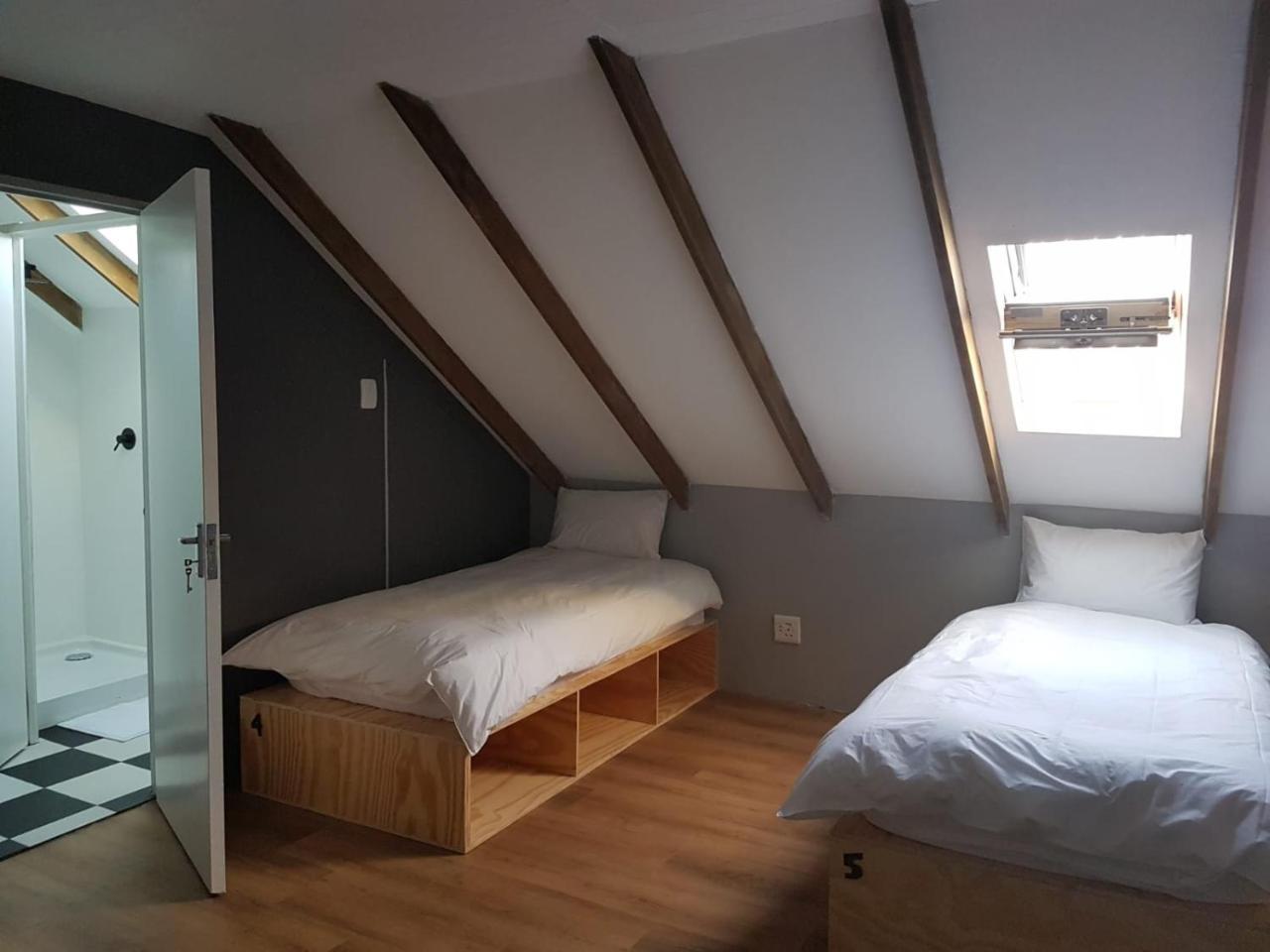 Hostel Atlantic Point Backpackers Cape Town
