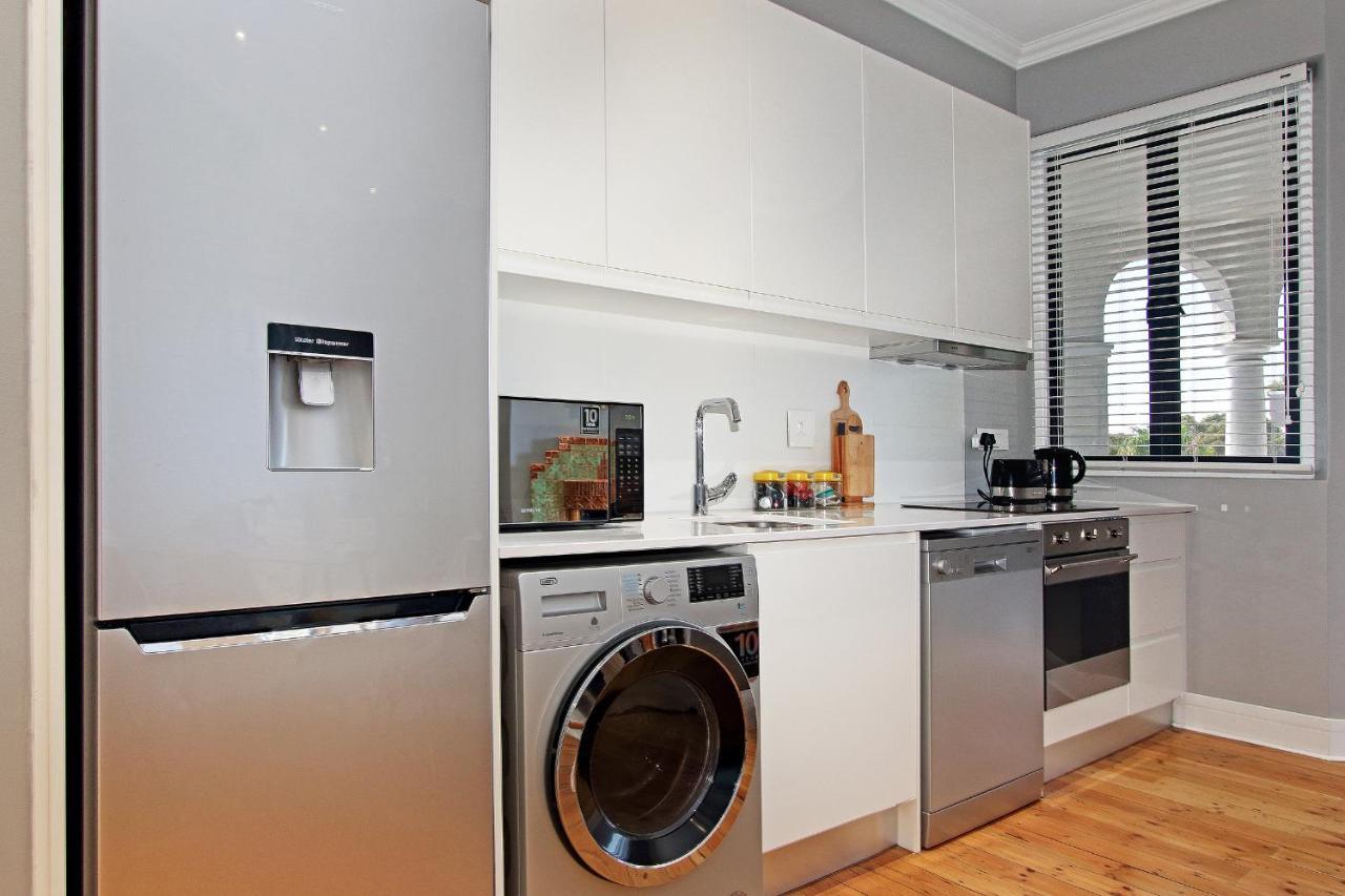 Warwick Mansions 11 Apartment Cape Town