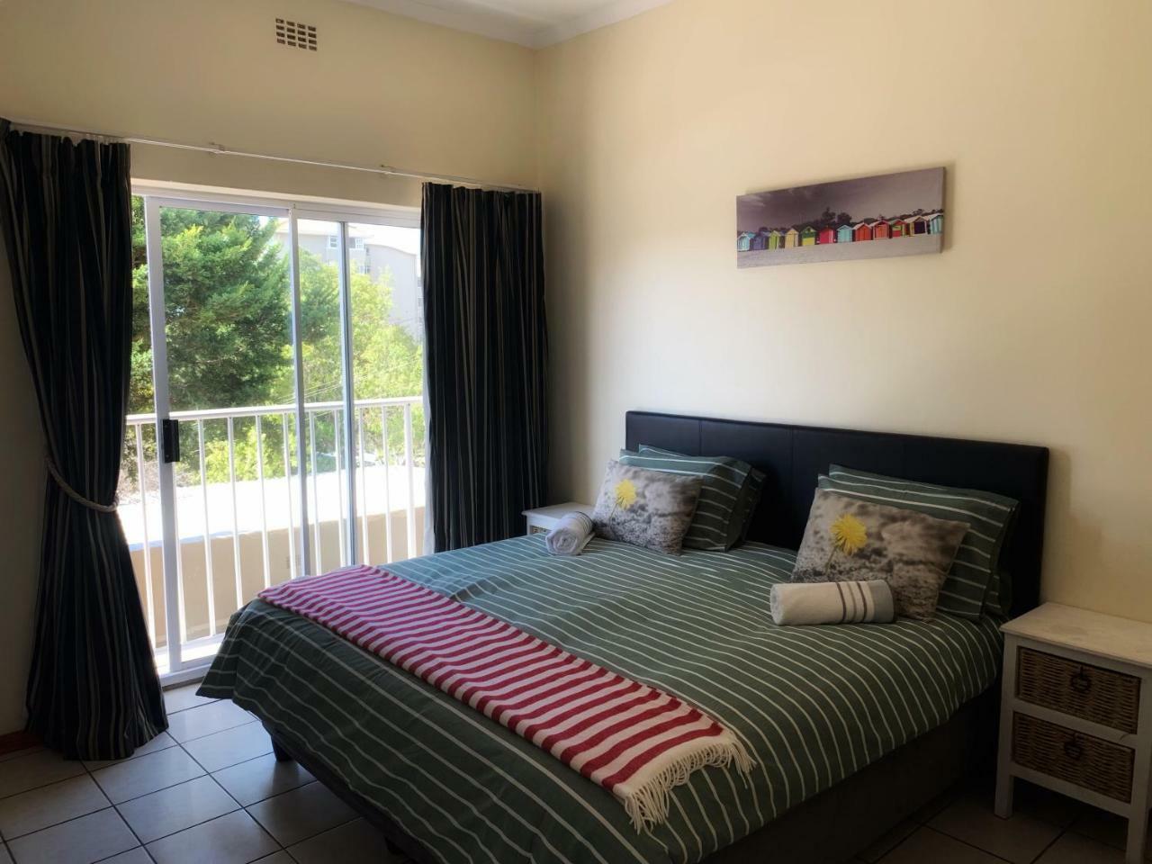 12 Greenpoint Guesthouse Homestay
