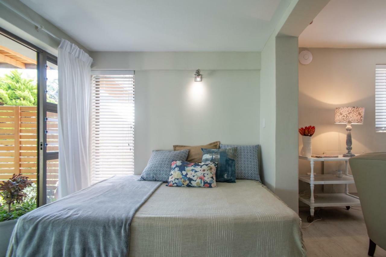 Apartment Camps Bay Garden Apartment Cape Town