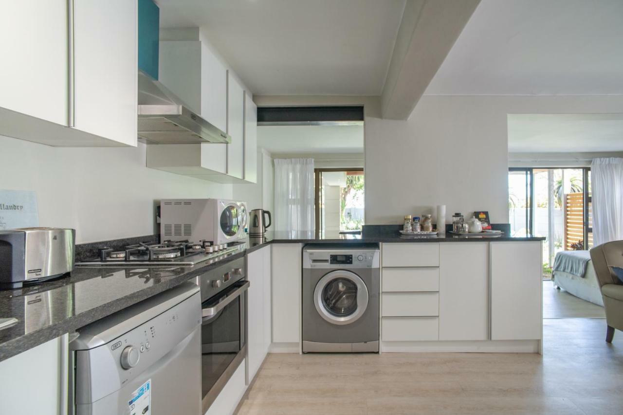 Apartment Camps Bay Garden Apartment *