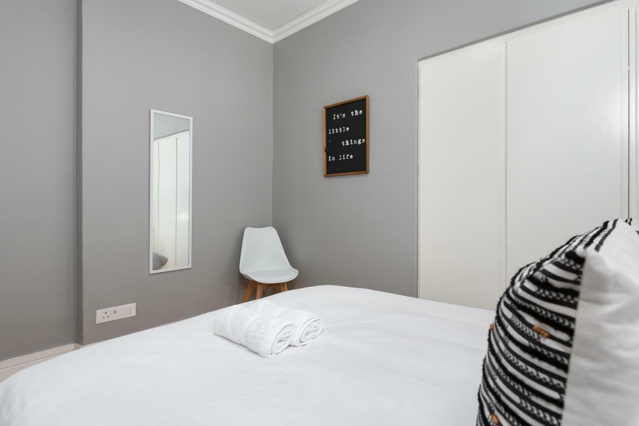 Apartment Warwick Mansions 8 Cape Town