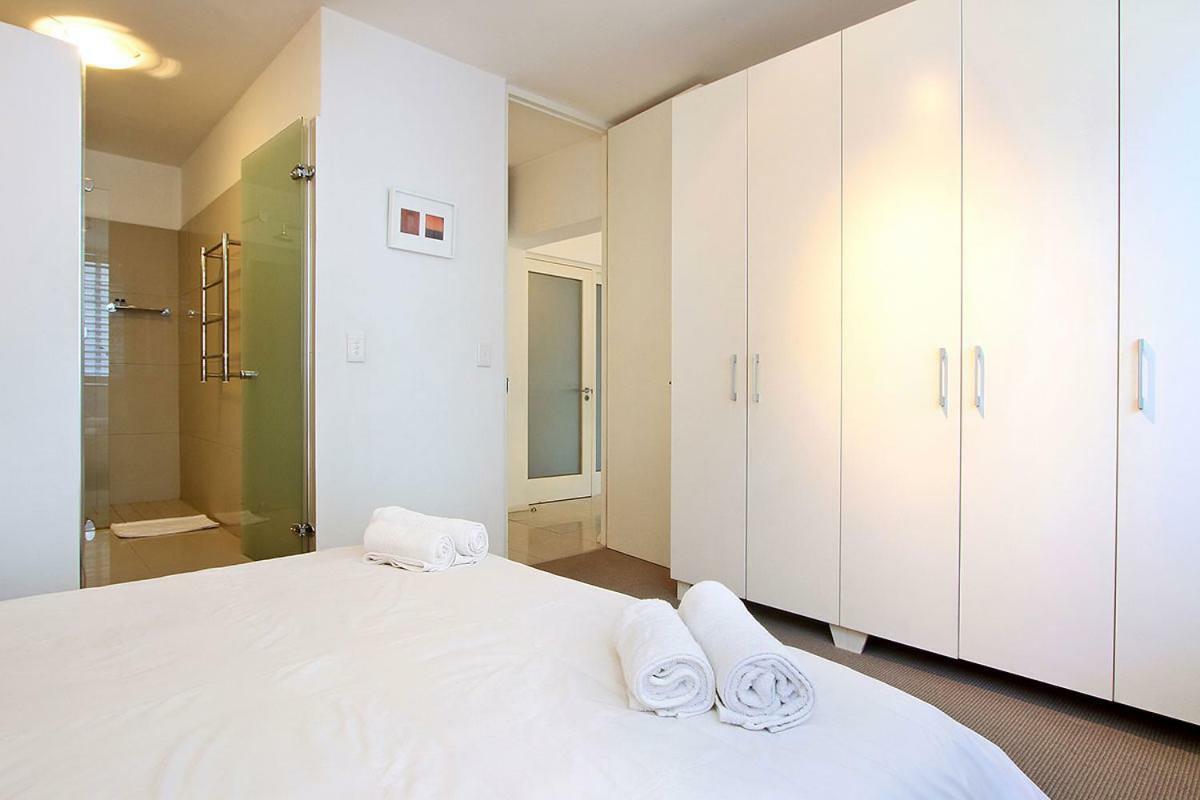 St Martini Gardens 1 Bedroom * Cape Town