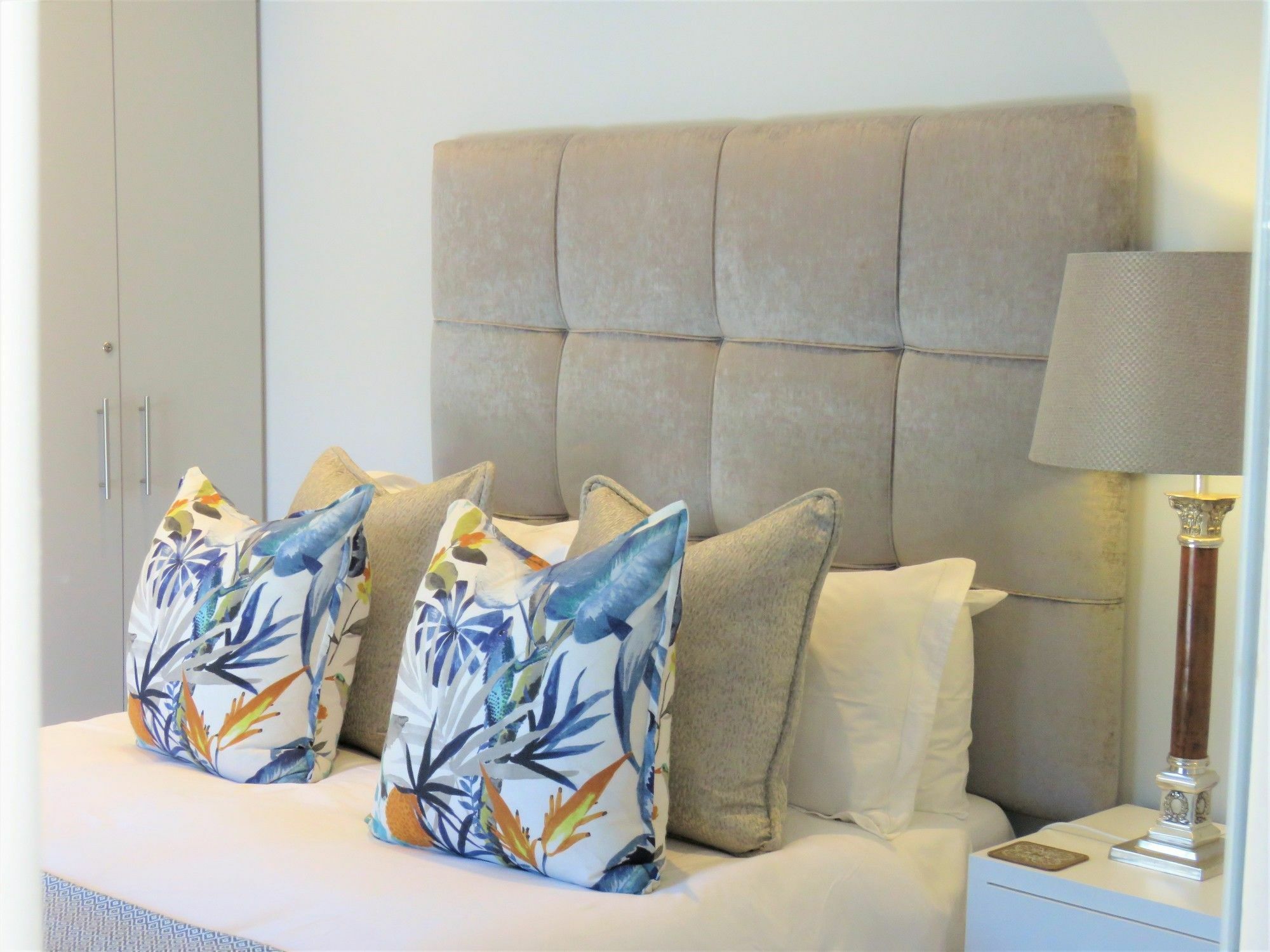 Ocean Breeze Sunset - Apartment