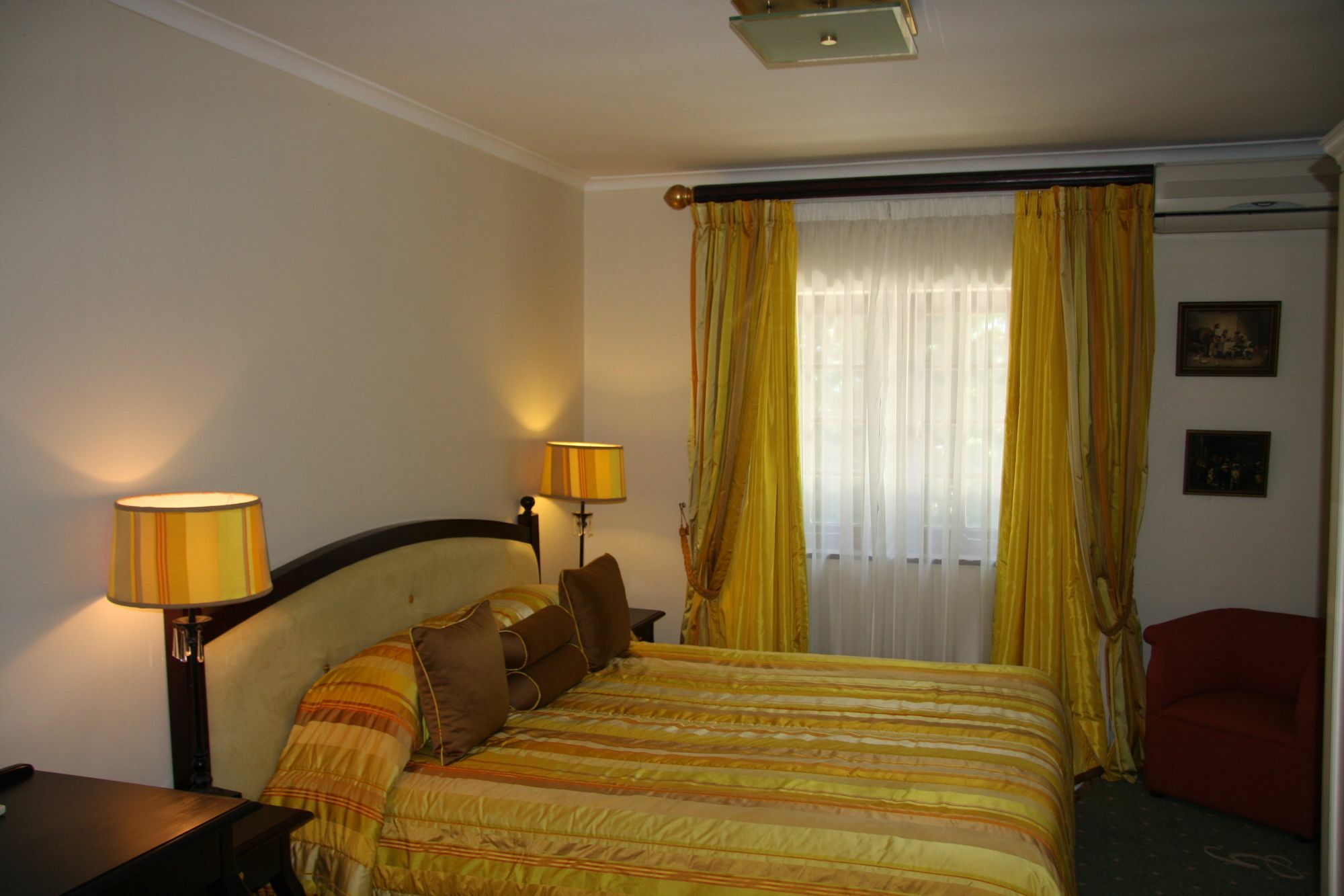 Guest house Greenways Manor