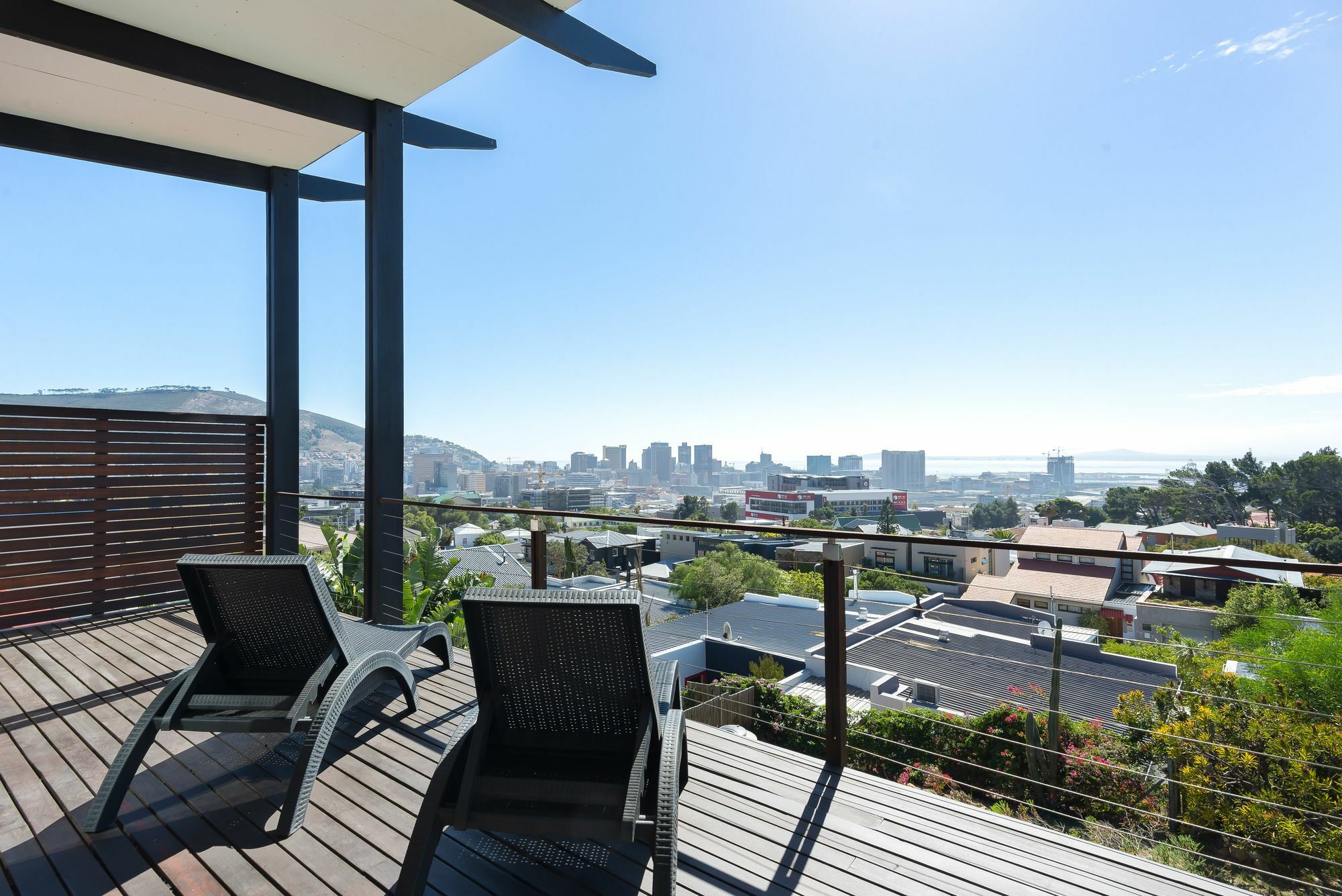 Gardenia Avenue 3 *