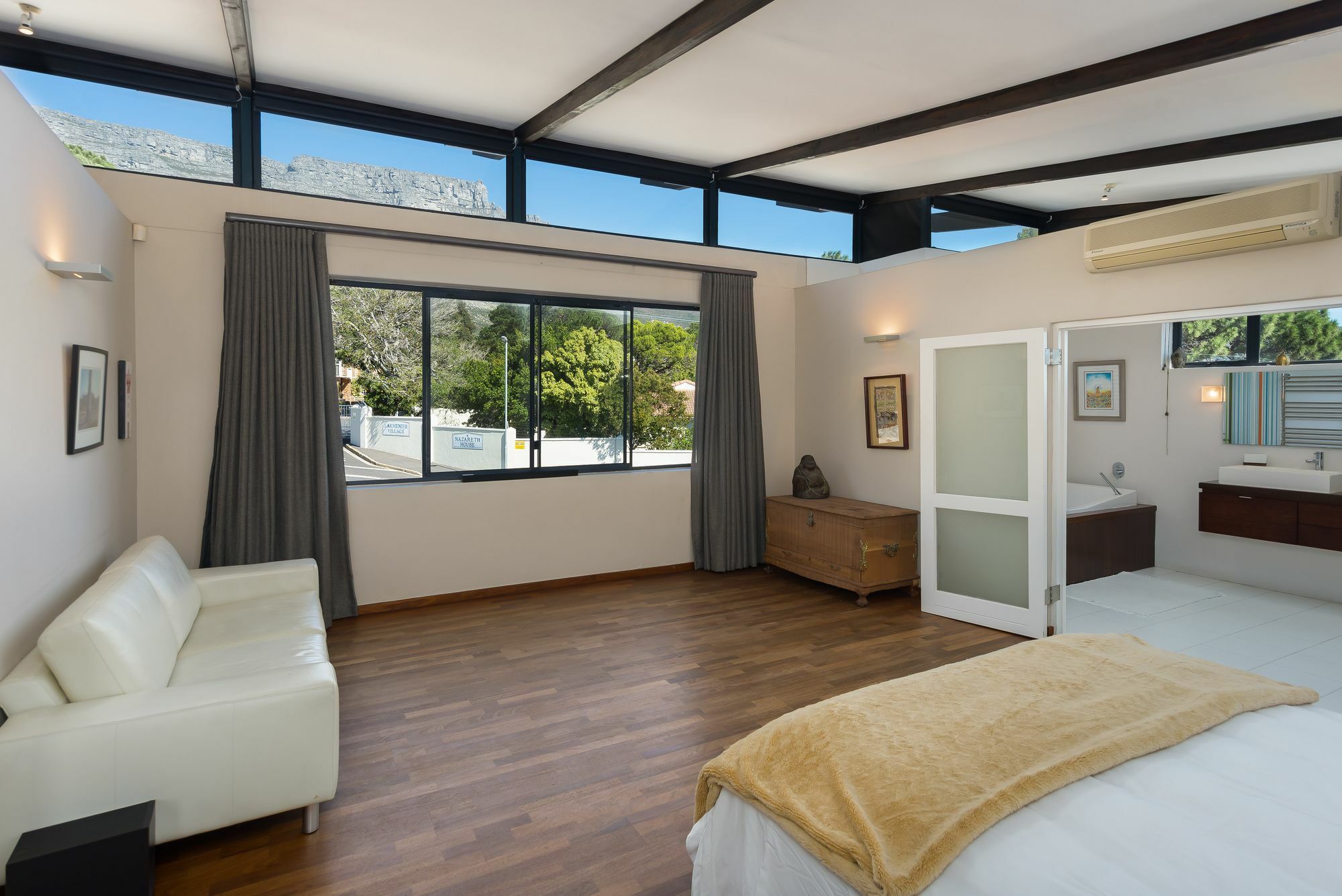 Gardenia Avenue 3 Villa *