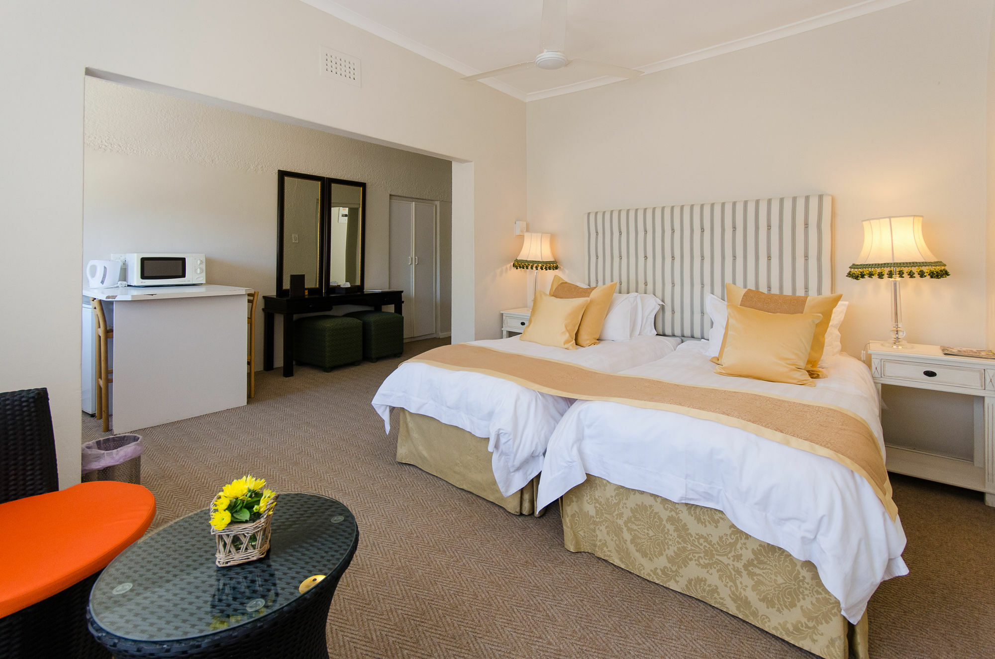 The House Guest house 3*