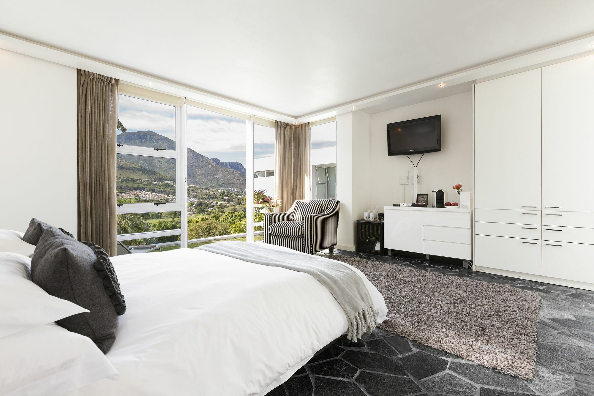Cube 5* Hout Bay