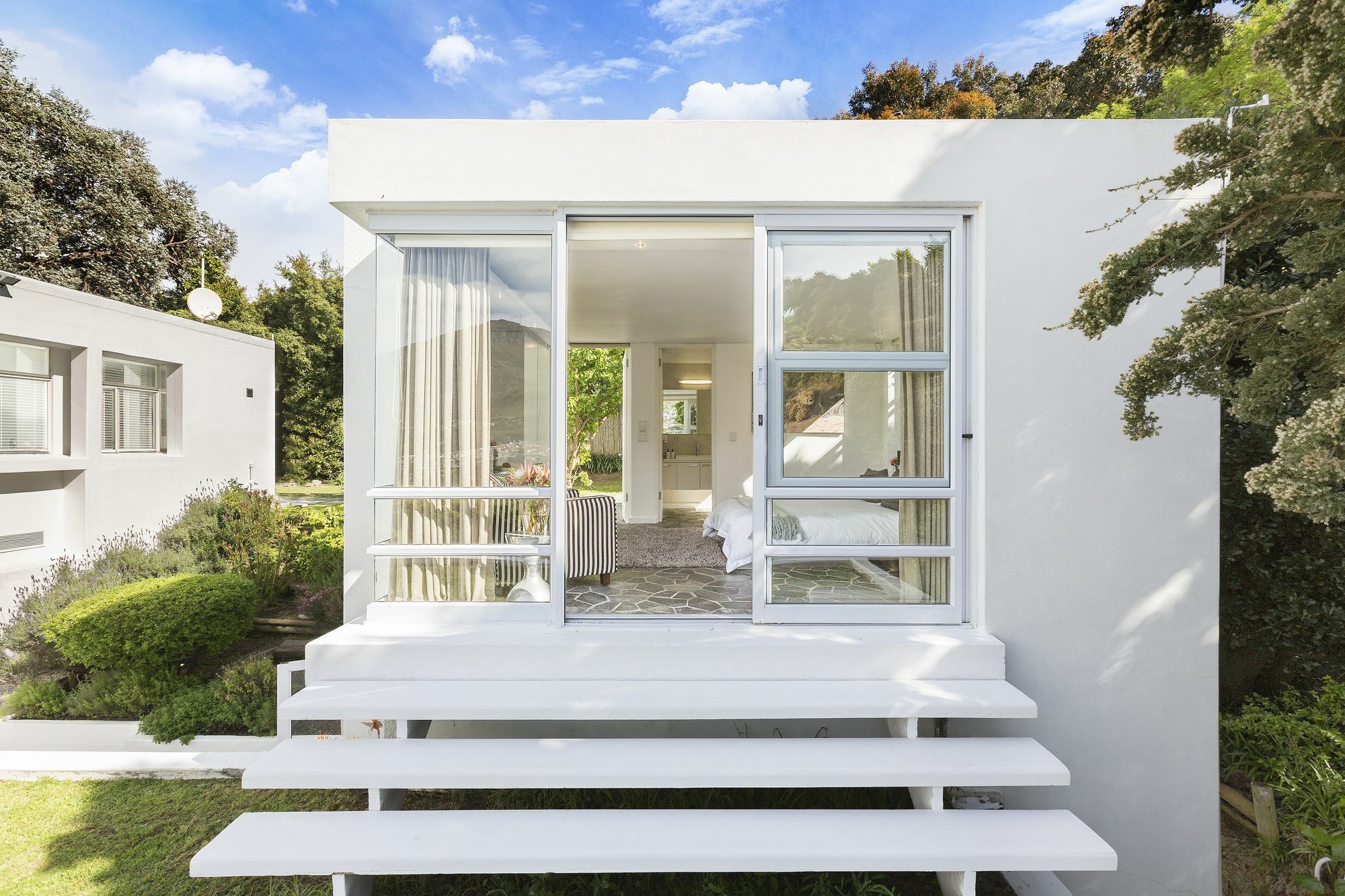 Cube Guest house