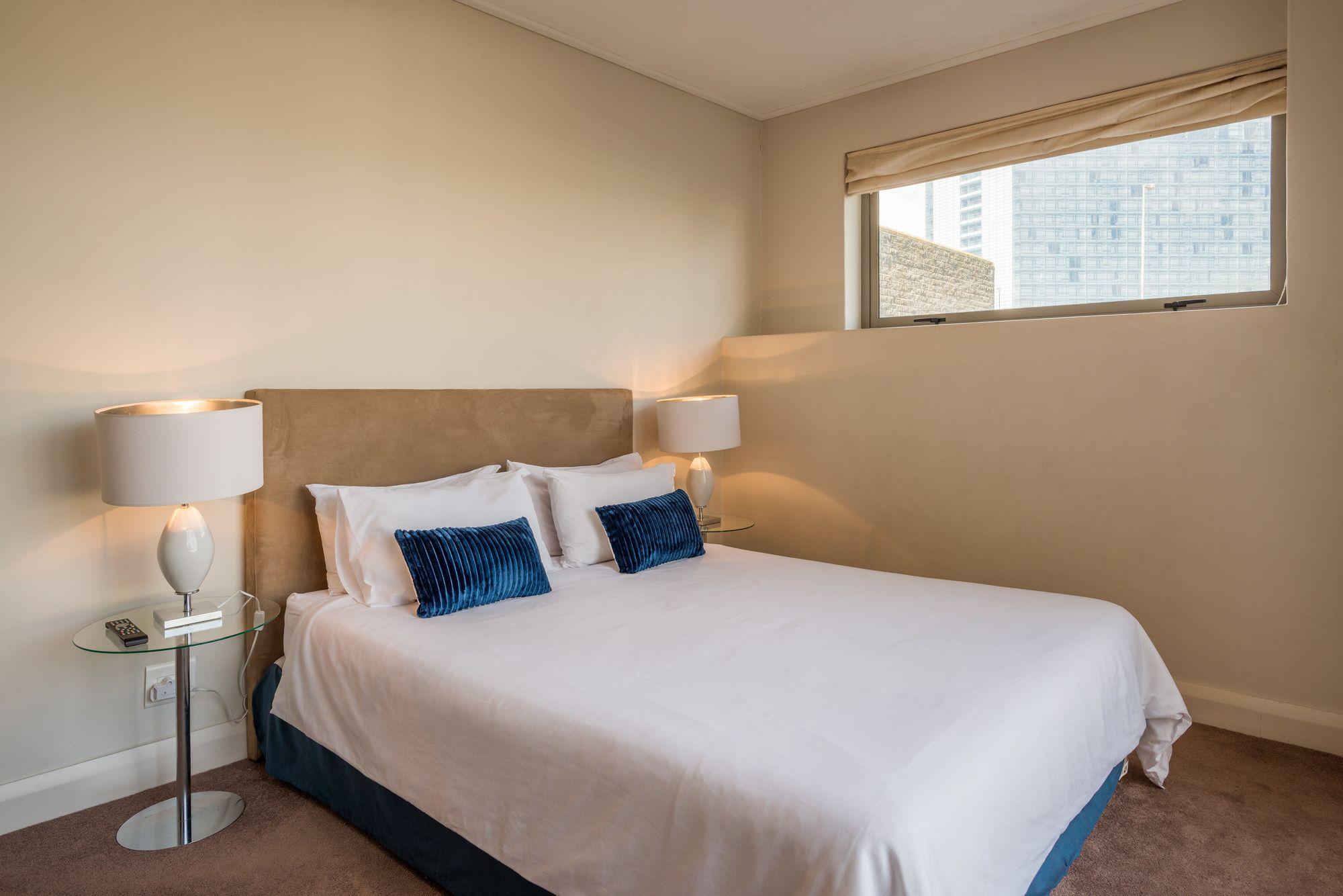 Canal Quays Apartments * Cape Town