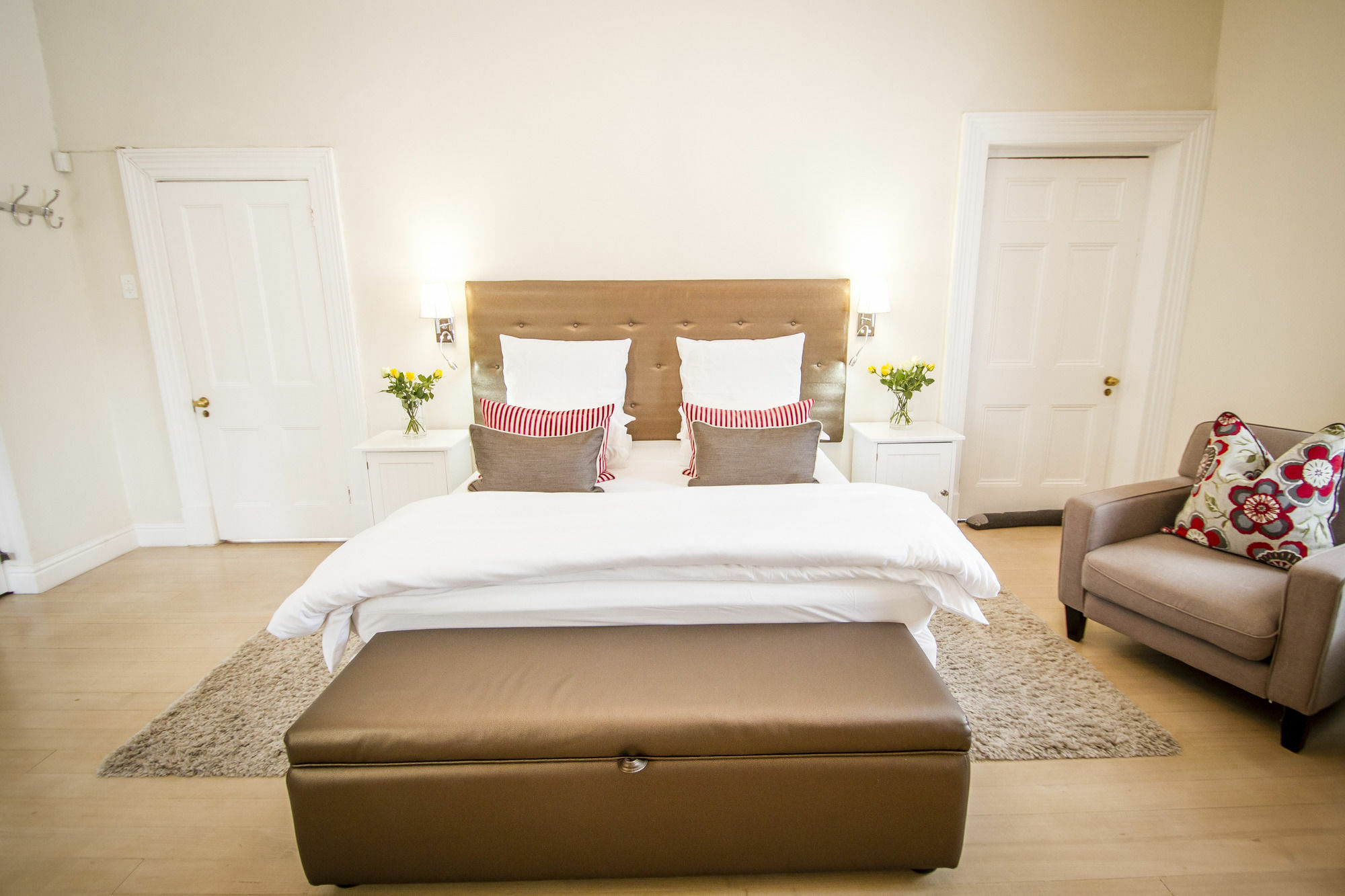 The Walden House 4*