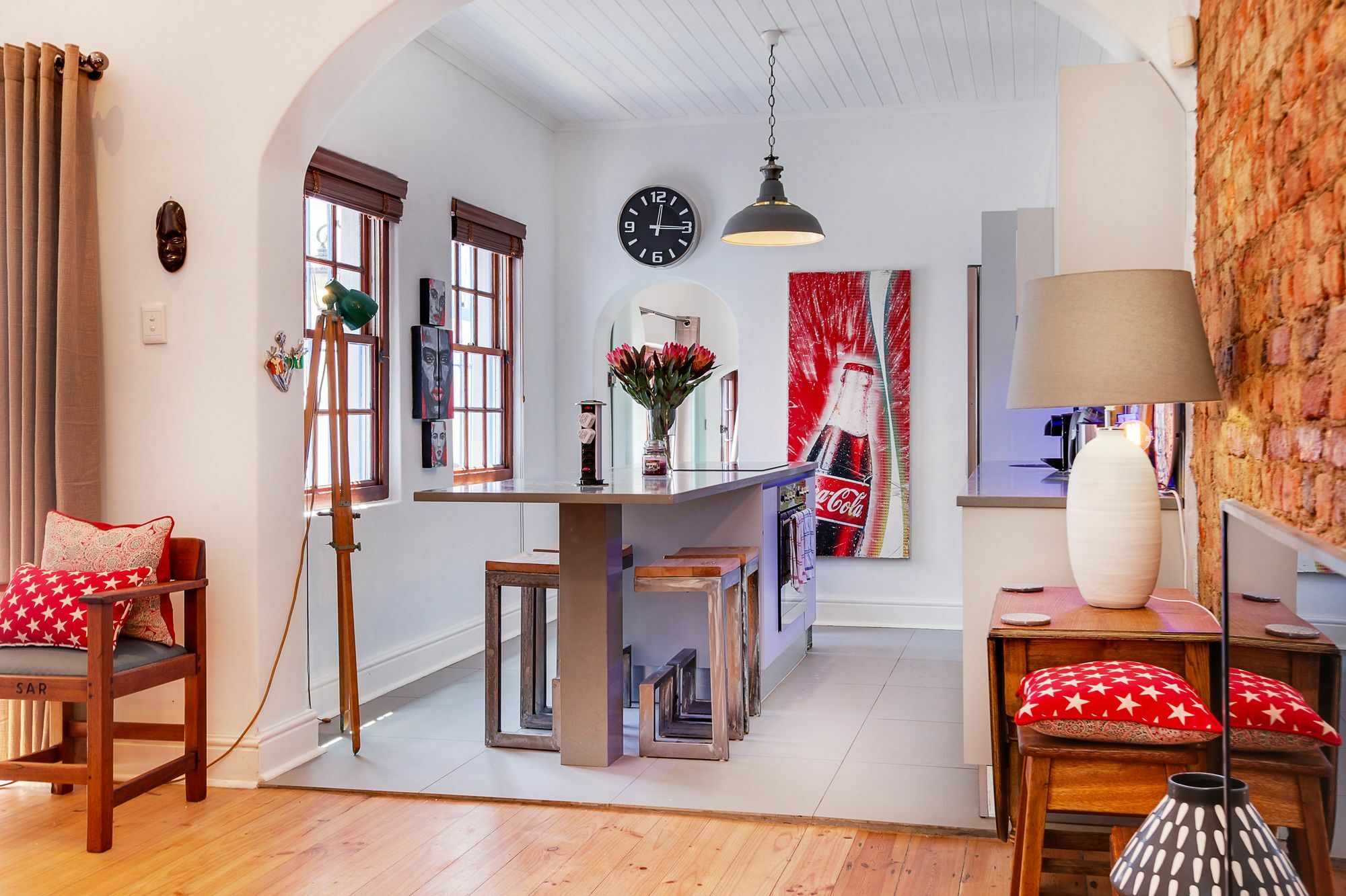 Backup-powered Art Deco In De Waterkant Holiday home *