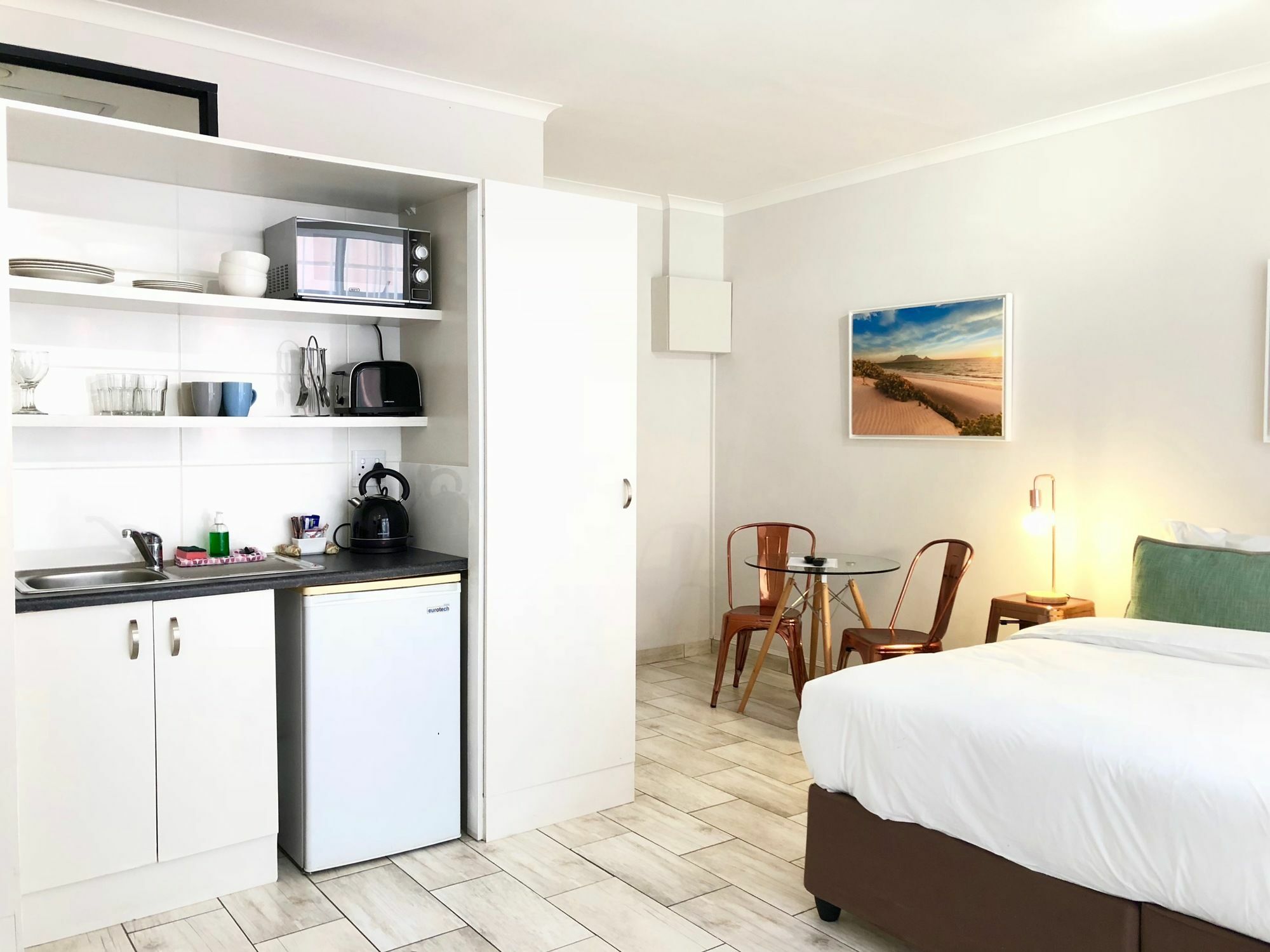 Apartment Urban Oasis At The Square