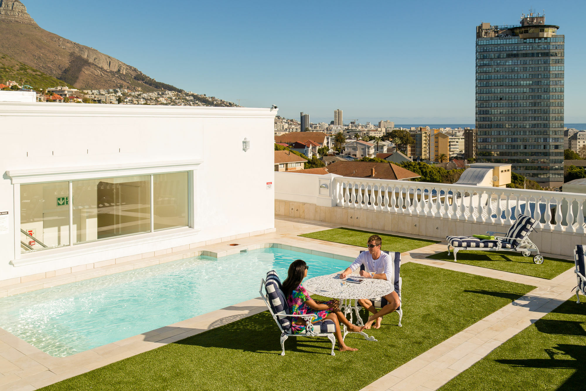 Versailles Luxury And * Cape Town