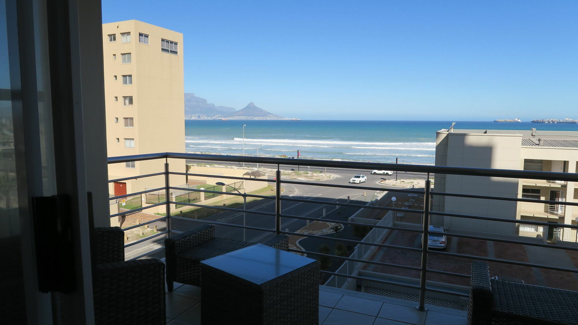 Apartment The Waves 206 Cape Town