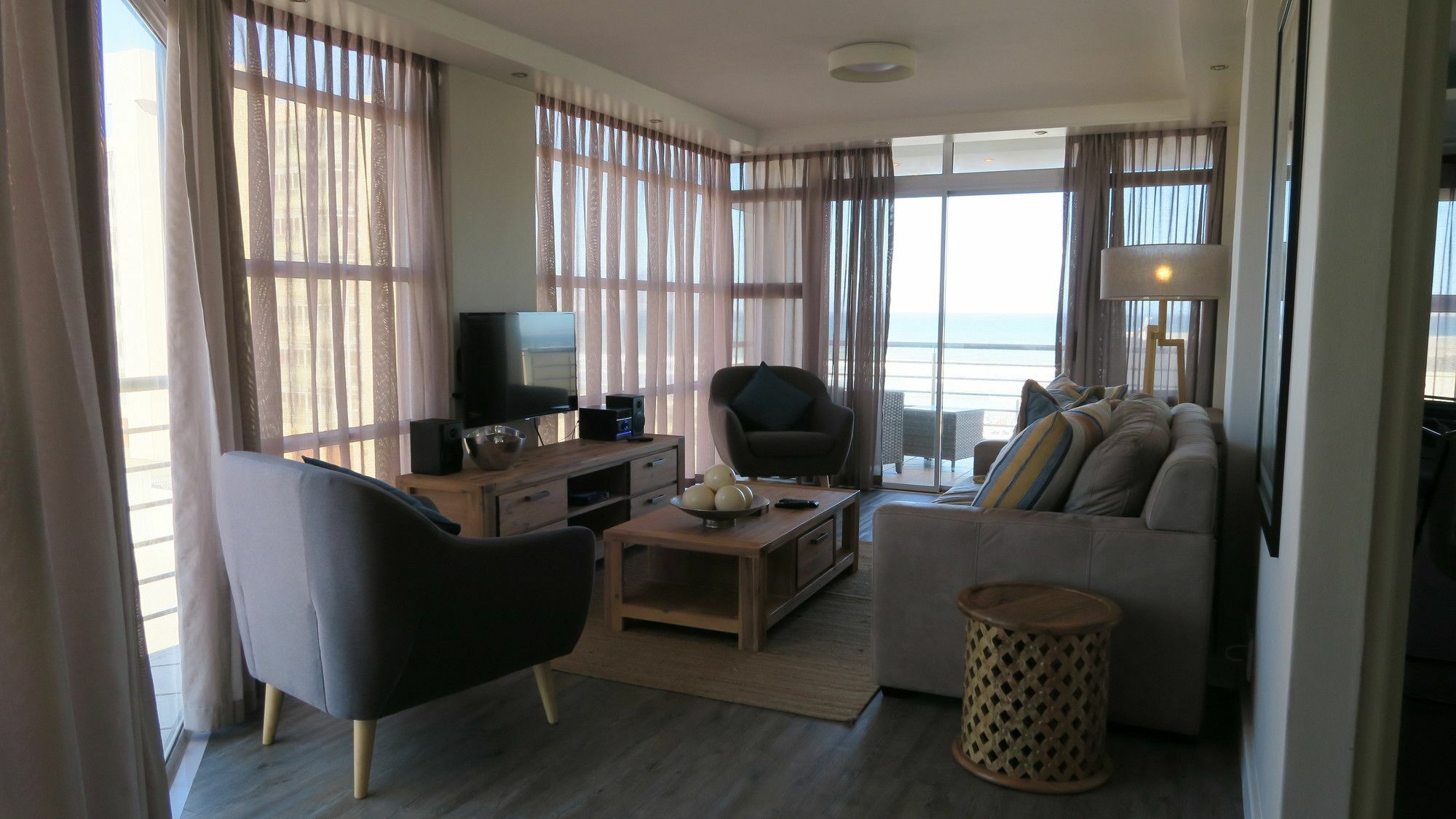 The Waves 206 Apartment