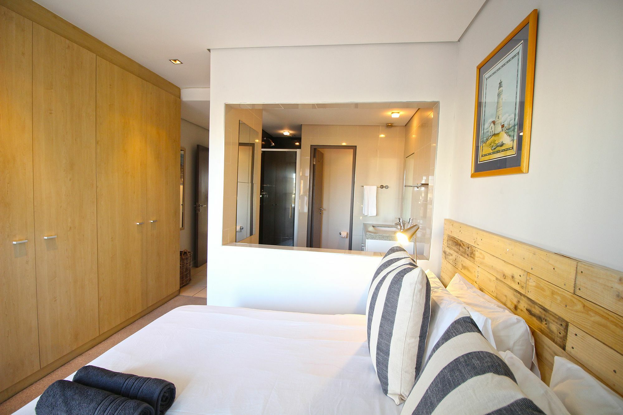 Harbour Edge *