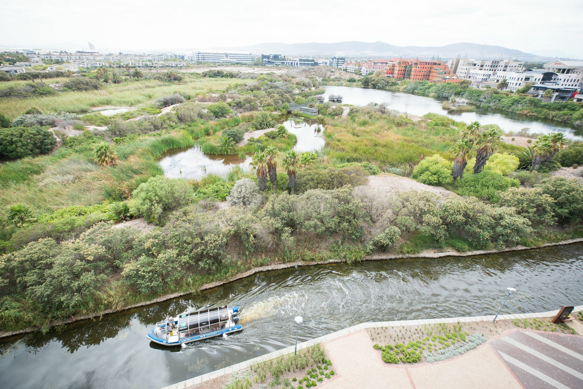 Waters Edge Self-catering Apartment *