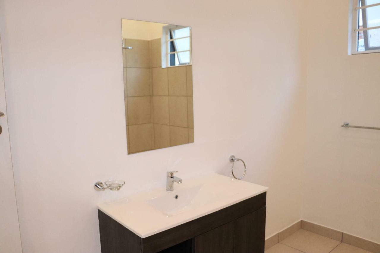 Hostel Ds Backpackers In Green Point *