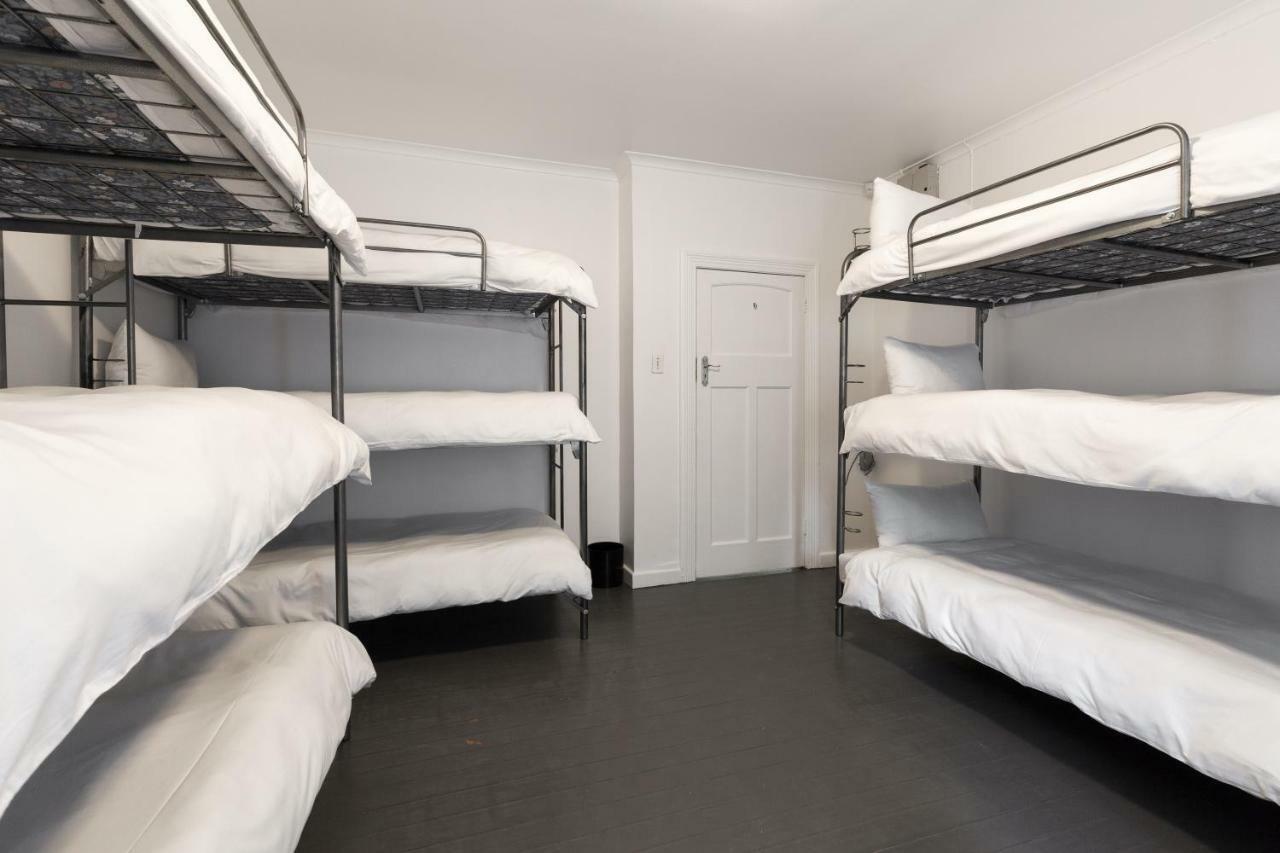 Hostel Ds Backpackers In Green Point Cape Town