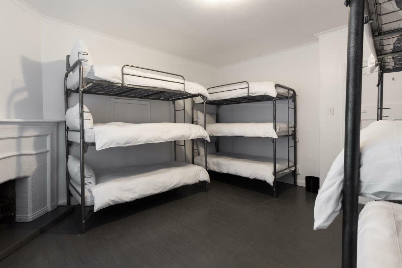 Hostel Ds Backpackers In Green Point