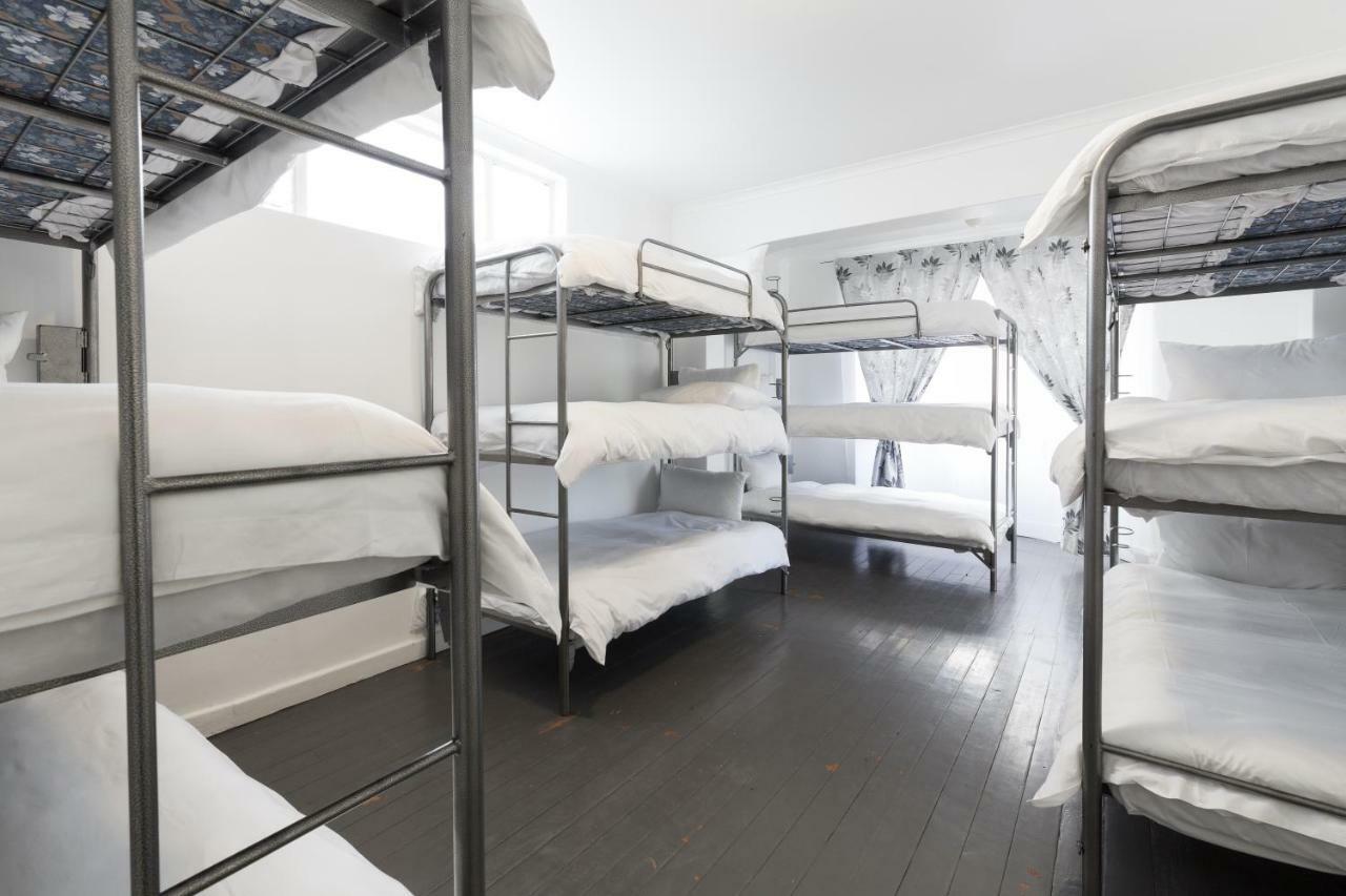 Ds Backpackers In Green Point * Cape Town