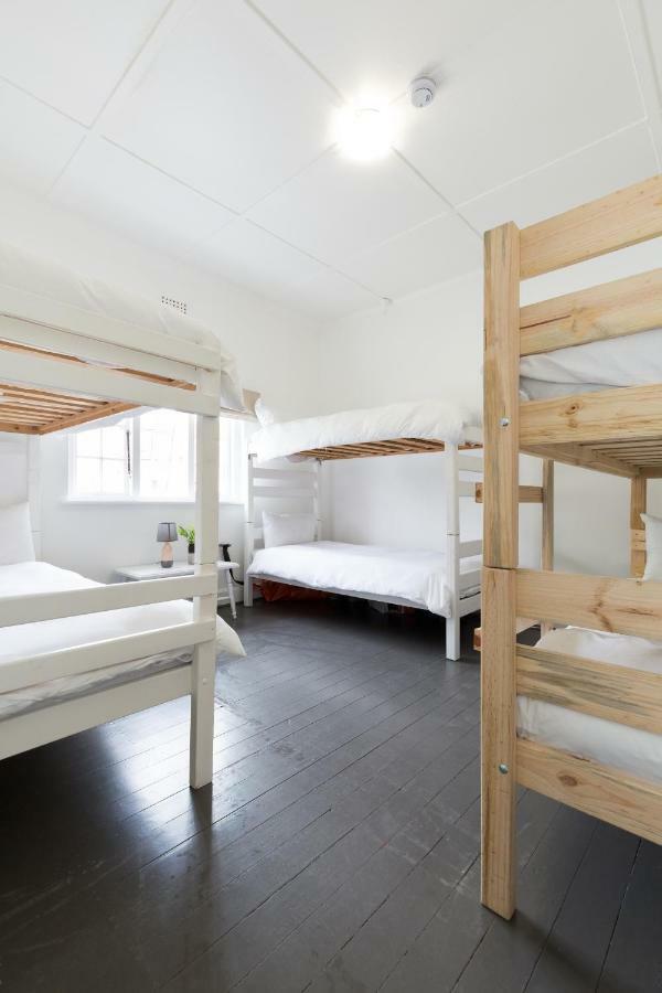 Ds Backpackers In Green Point Hostel