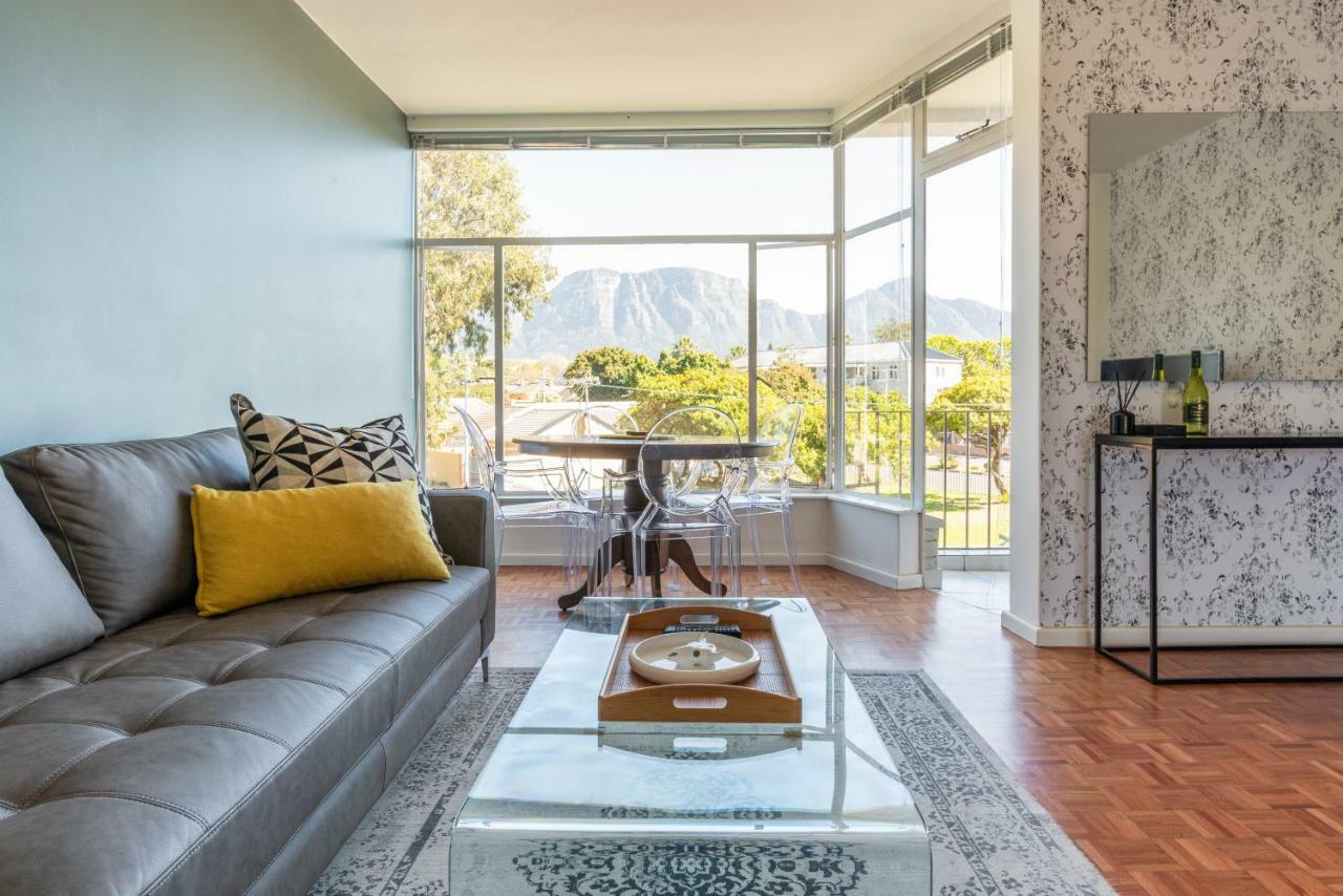 Devon Court * Cape Town