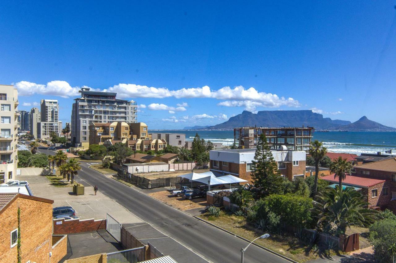 Mont Blu * Cape Town