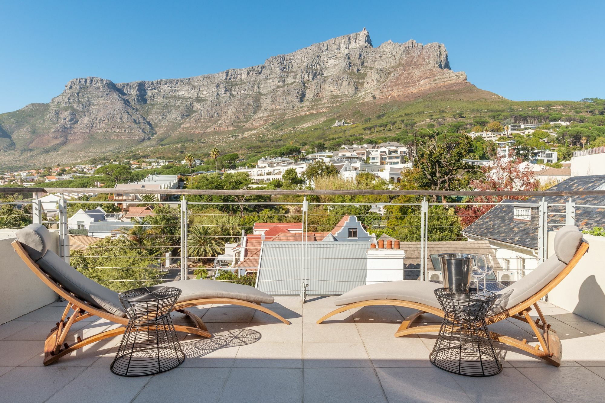 Villa Constantia Road Higgo