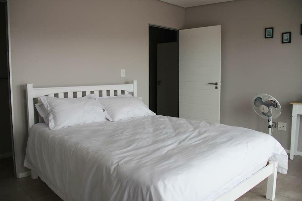 Argyle Guest house *
