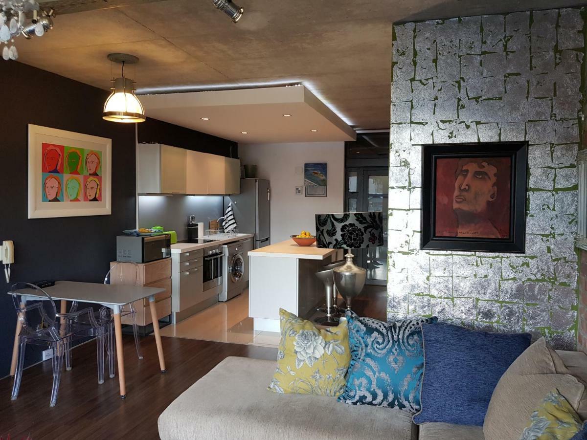 Apartment Panoramic Table Mountain View