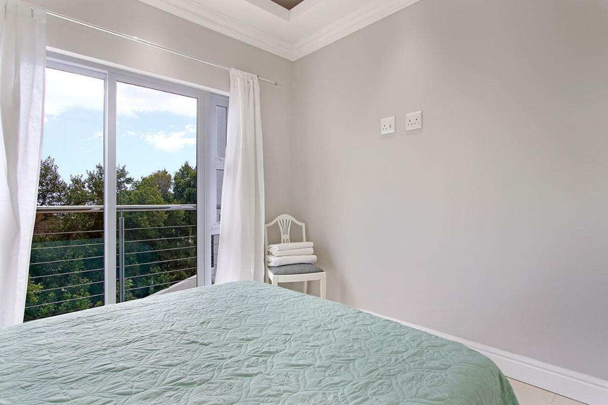Apartment Kingfisher At Dolphin Crest Cape Town