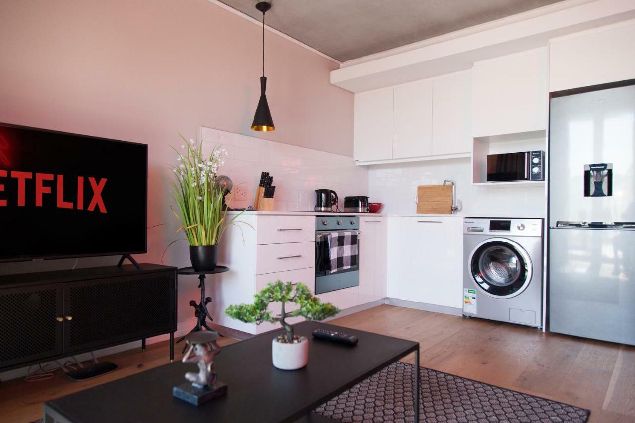 Apartment The Docklands Luxury