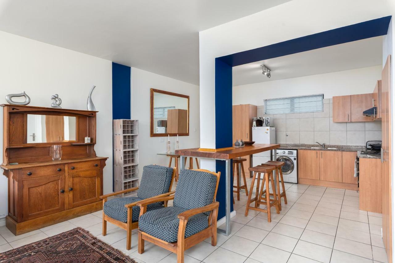 Devon Court Apartment Cape Town