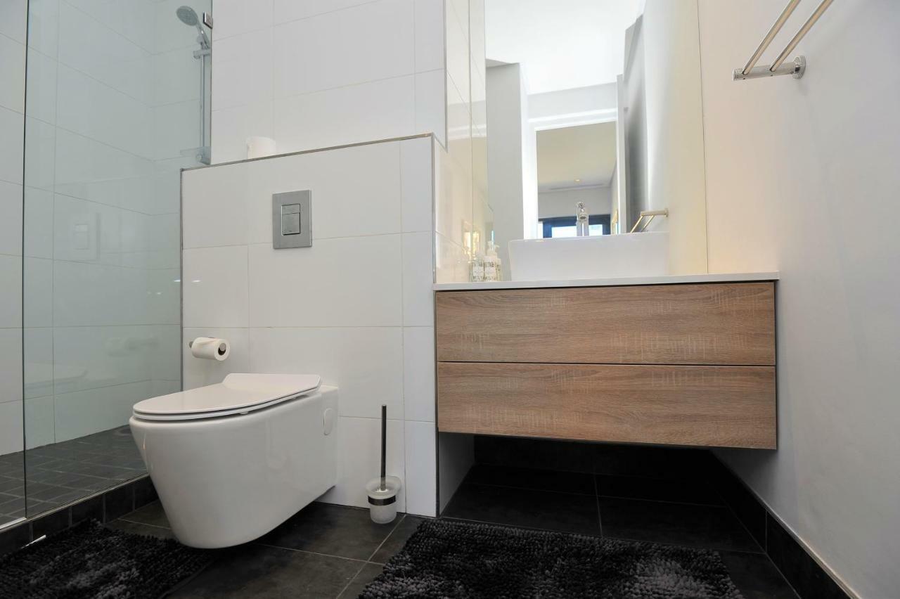 Apartamento Immaculate In The Heart Of