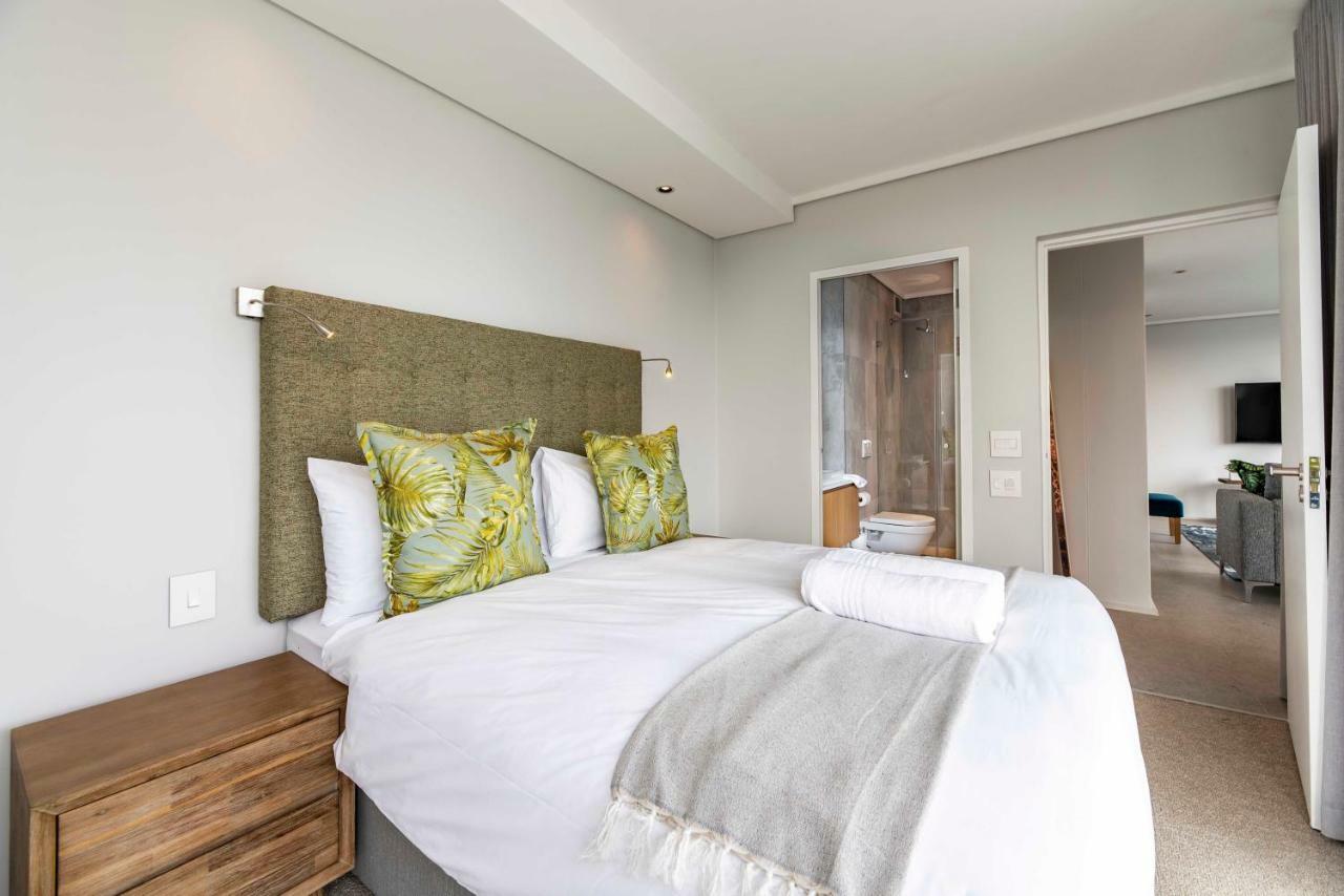 505 The Cosmopolitan.. Luxury At Its Best!!!
