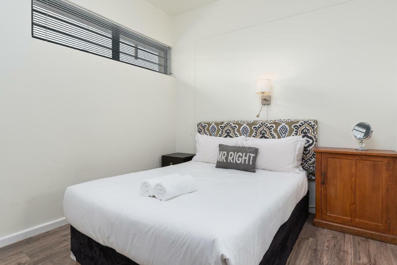 Devon Court Apartment Cape Town