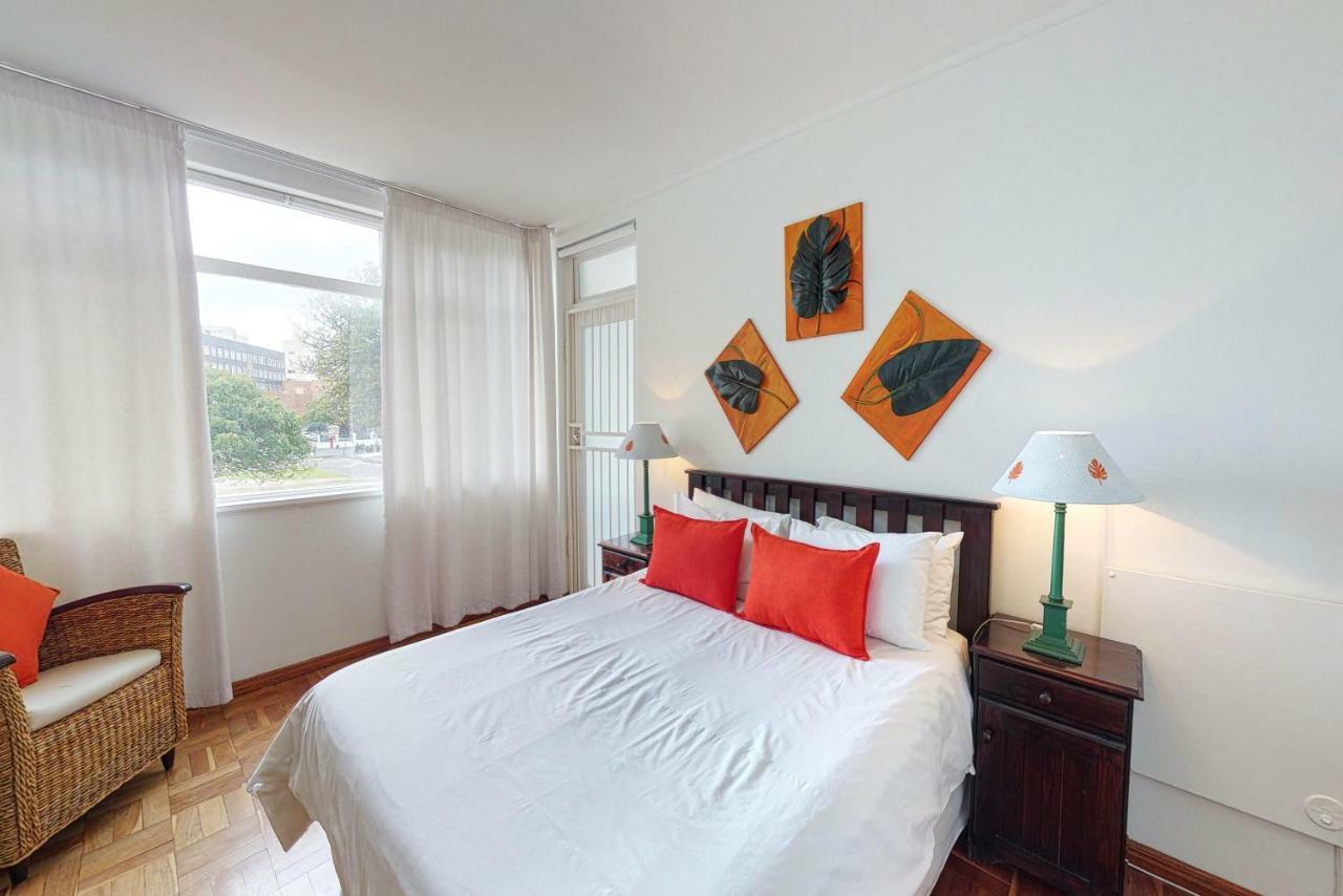 Houghton Place Sea Point * Cape Town
